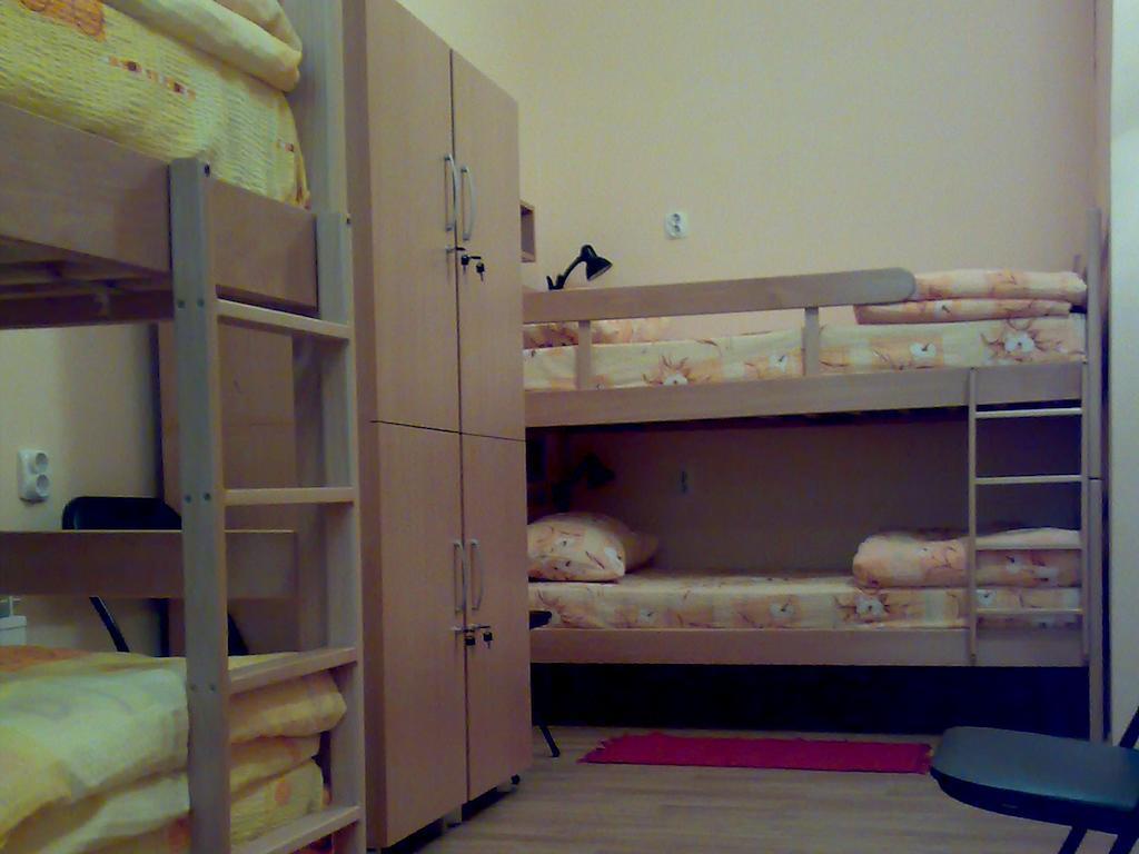 Hostel M Belgrado Habitación foto