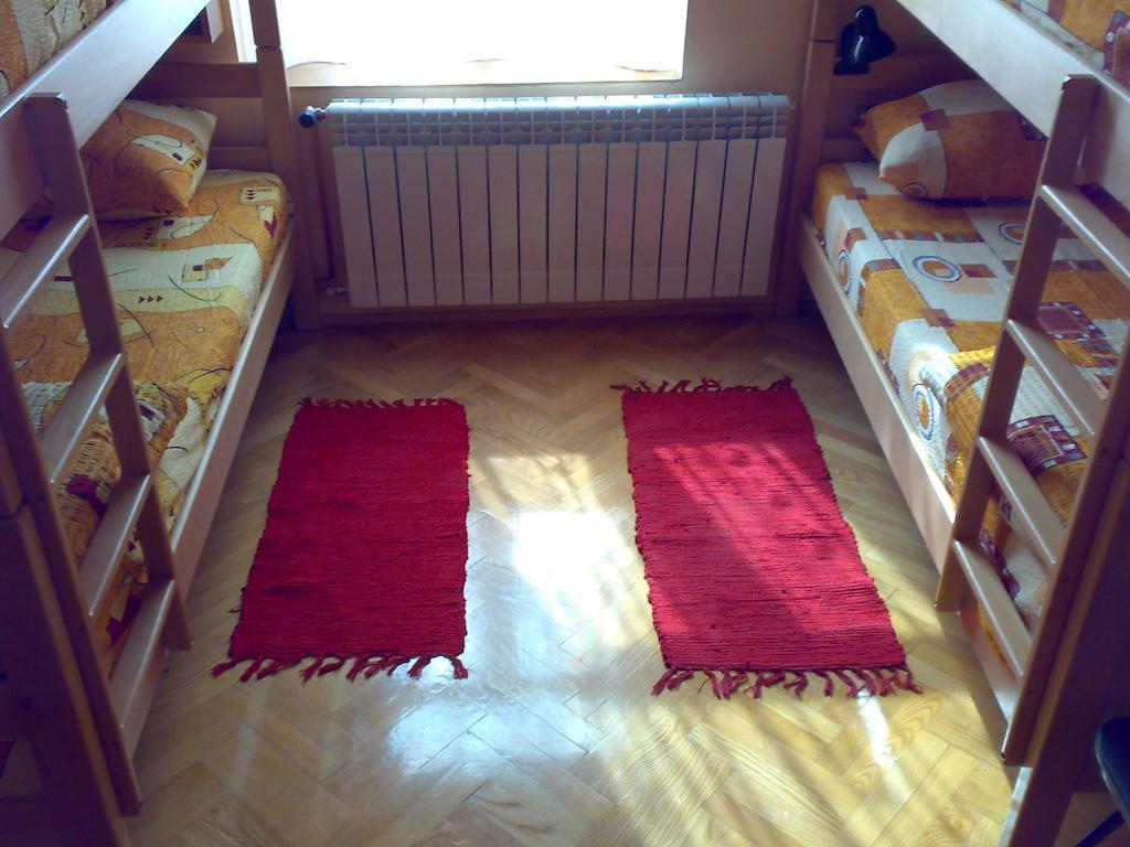 Hostel M Belgrado Habitación foto