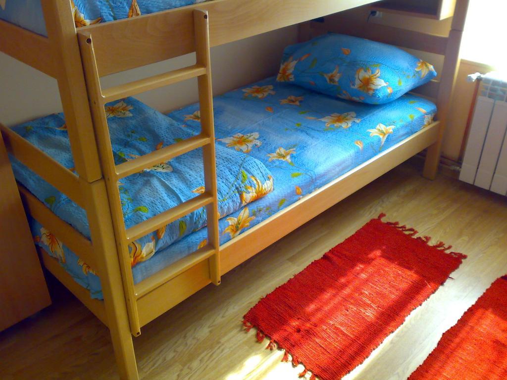 Hostel M Belgrado Habitación foto