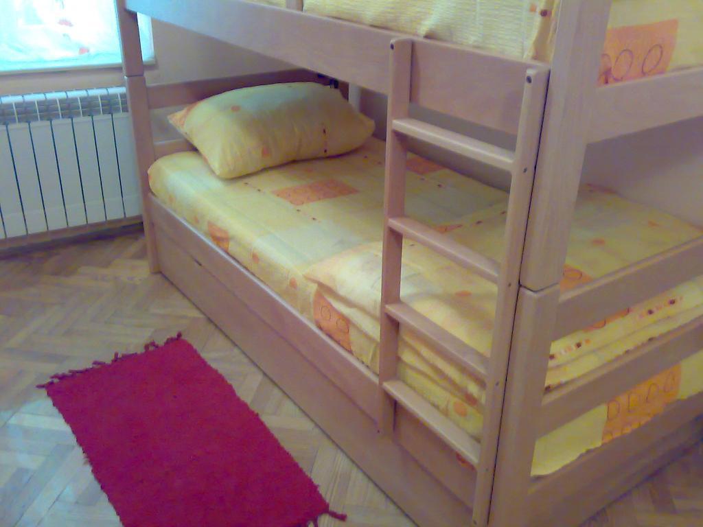 Hostel M Belgrado Habitación foto